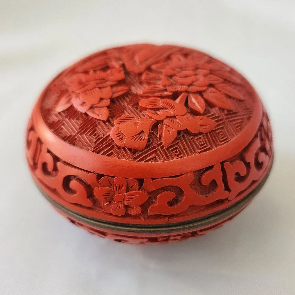 Chinese Cinnabar Lacquer Carved Floral Round Trinket Box Ancient Rare‎ Fine Art